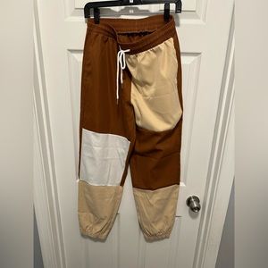 Romwe men’s pants brown M